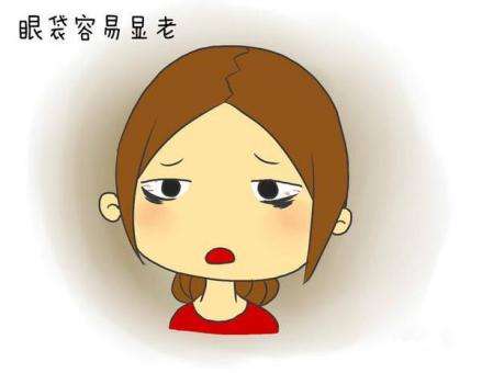 看着镜子里的自己